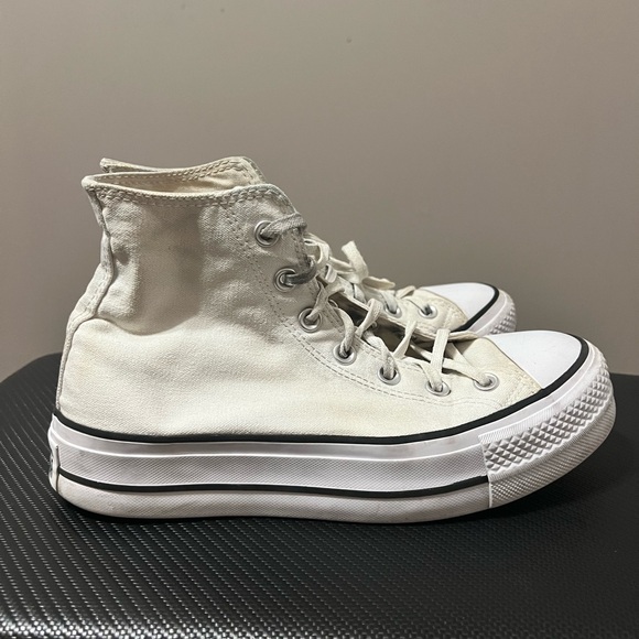 Platform High-Top Converse - Picture 2 of 9